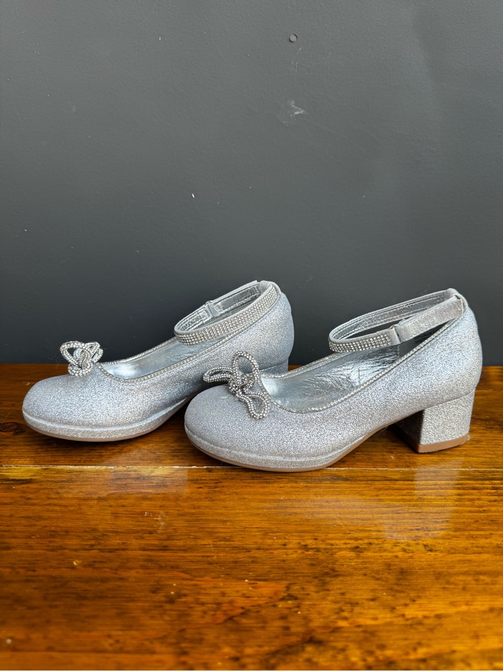 Dream Pairs girls' silver glitter low block heel dress shoes